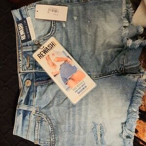 Jean shorts size 0R from Rewash